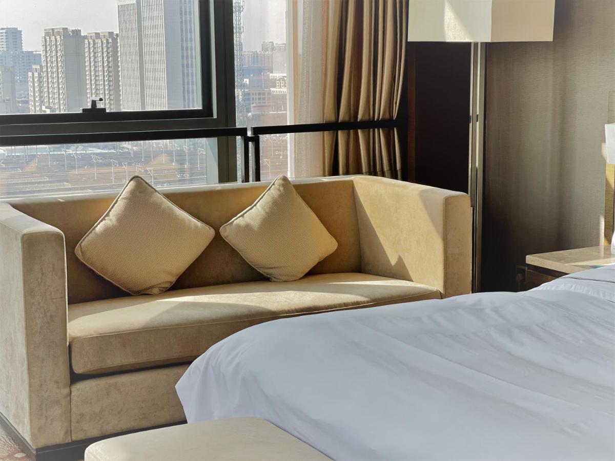 Melia Jinan Hotell Eksteriør bilde
