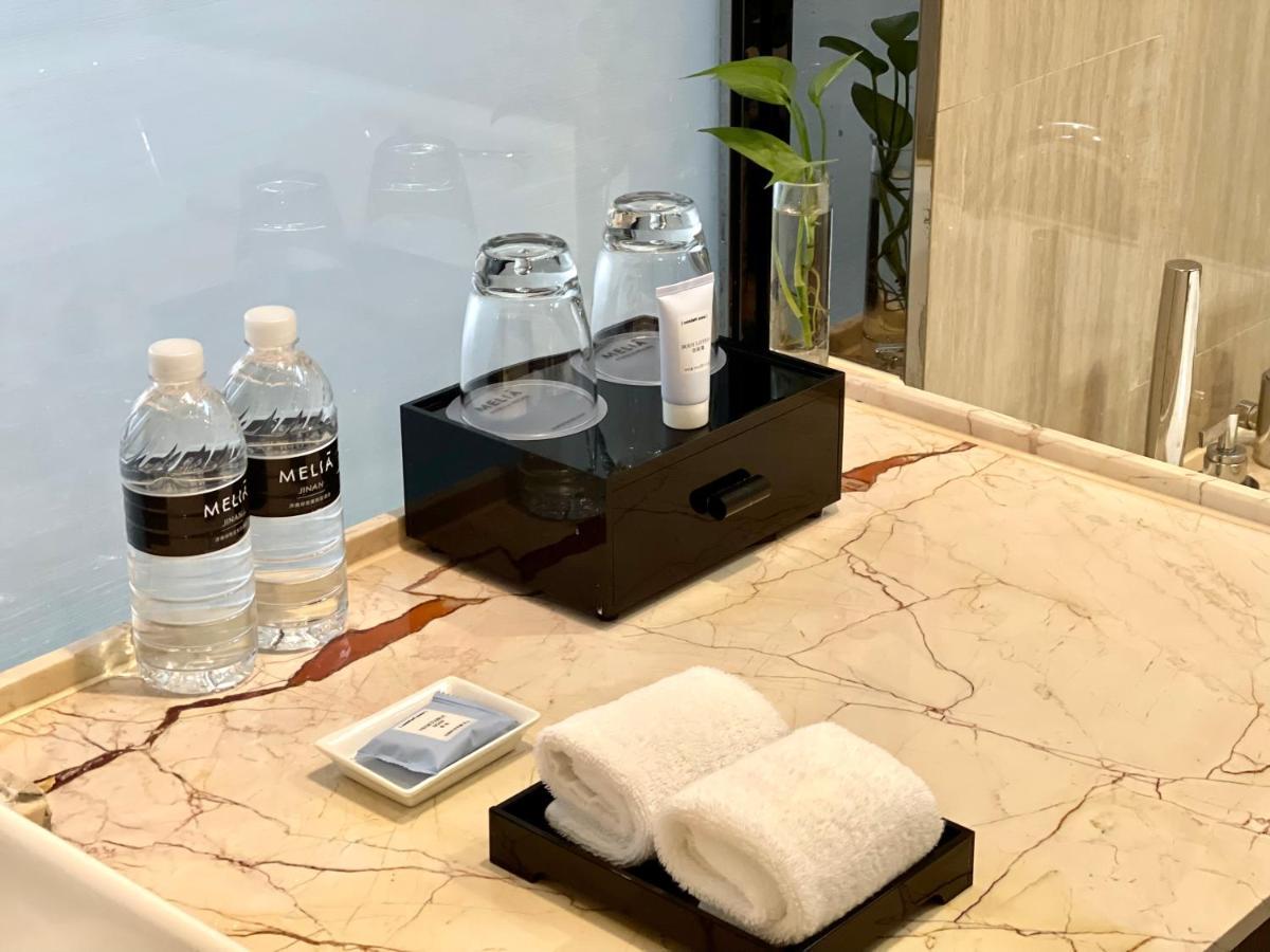 Melia Jinan Hotell Eksteriør bilde
